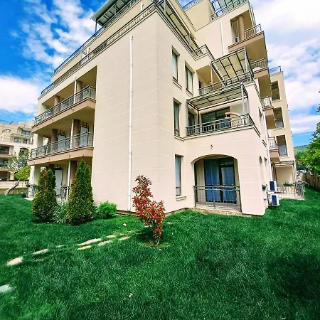 Family Sorrento Apartment Sveti Vlas